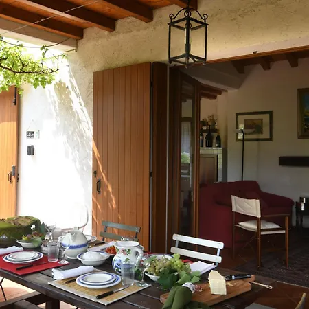 Chalet Dimora Alle Vigne *